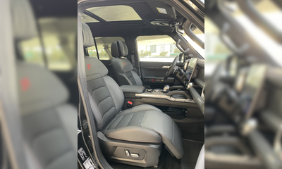 Rent Jetour T2 2025 Black Matt 65581 I or similar