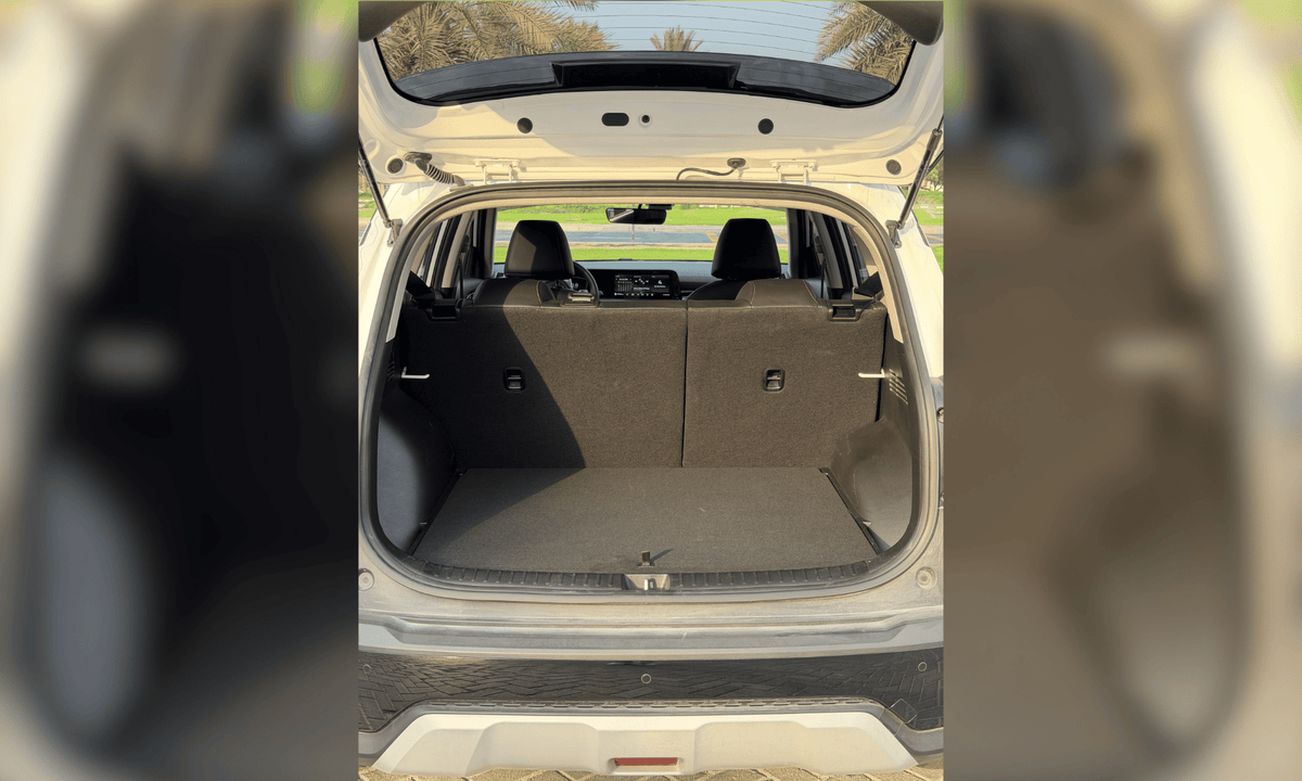Rent Kia Seltos 2025 White 28571 K or similar