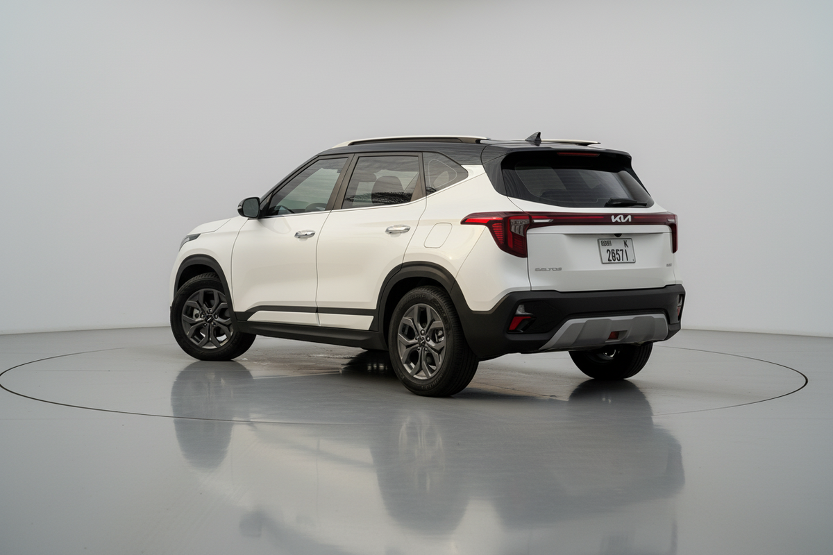 Rent Kia Seltos 2025 White 28571 K or similar